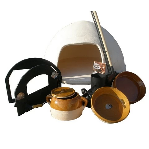 Lot 4 : lot de fours à bois avec assortiment de cocottes Lot 4 : lot de fours à bois avec assortiment de cocottes