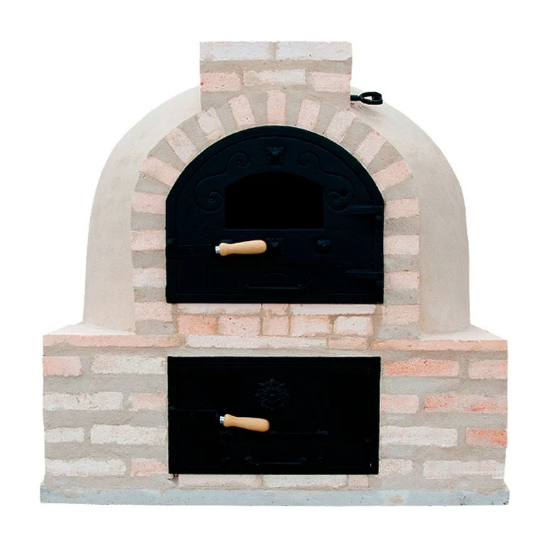Oven with square-shaped burner and traditional finish