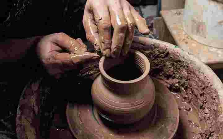 Pereruela Pottery Workshop Rosa Specialists in Wood-fired ovens