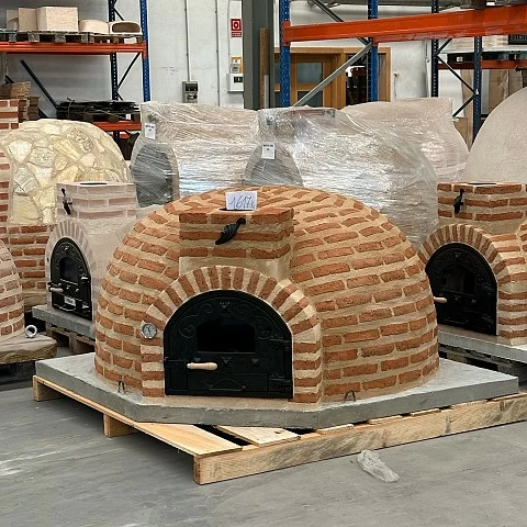 Traditional Assembled Oven finish Cement/Clay/Straw - 1573
